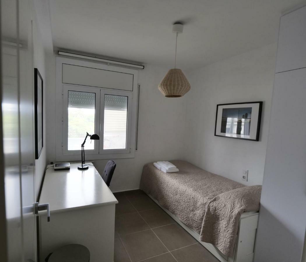 Apartamento Maraka Playa Castelldefels Exterior photo